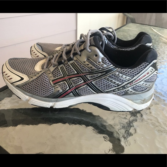 comfortable asics shoes